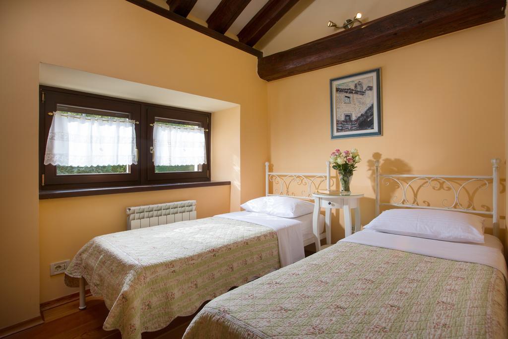 Momjan Villa Momiano With Private Pool المظهر الخارجي الصورة