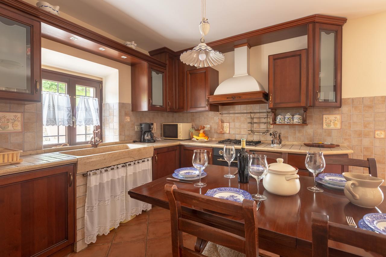 Momjan Villa Momiano With Private Pool المظهر الخارجي الصورة
